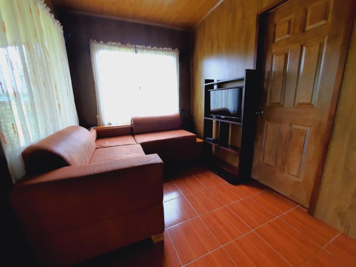 Cabinas Montañas del Tenorio Rio Celeste Exterior foto